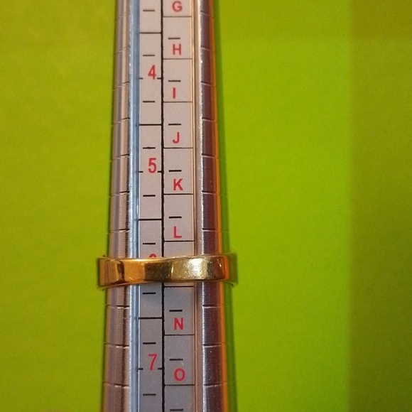 💐Aldo 6 gold tone character ring - Picture 4 of 4